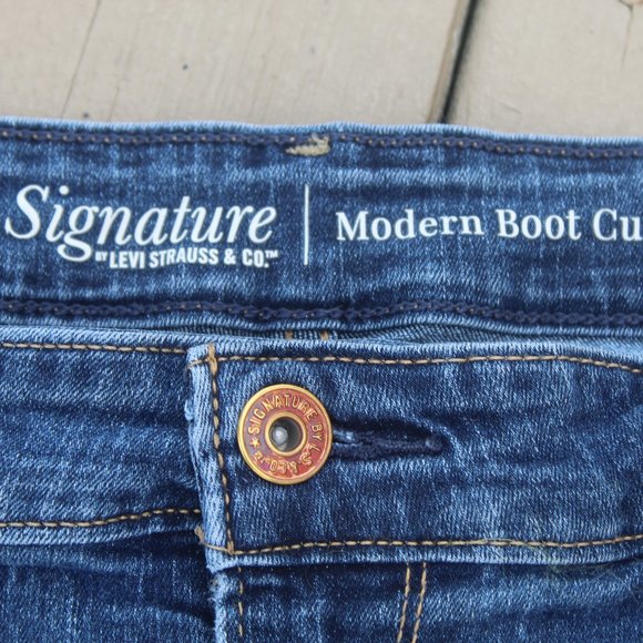 LEVI STRAUSS SIGNATURE Modern Boot Cut JEANS WOMEN - Picture 2 of 5